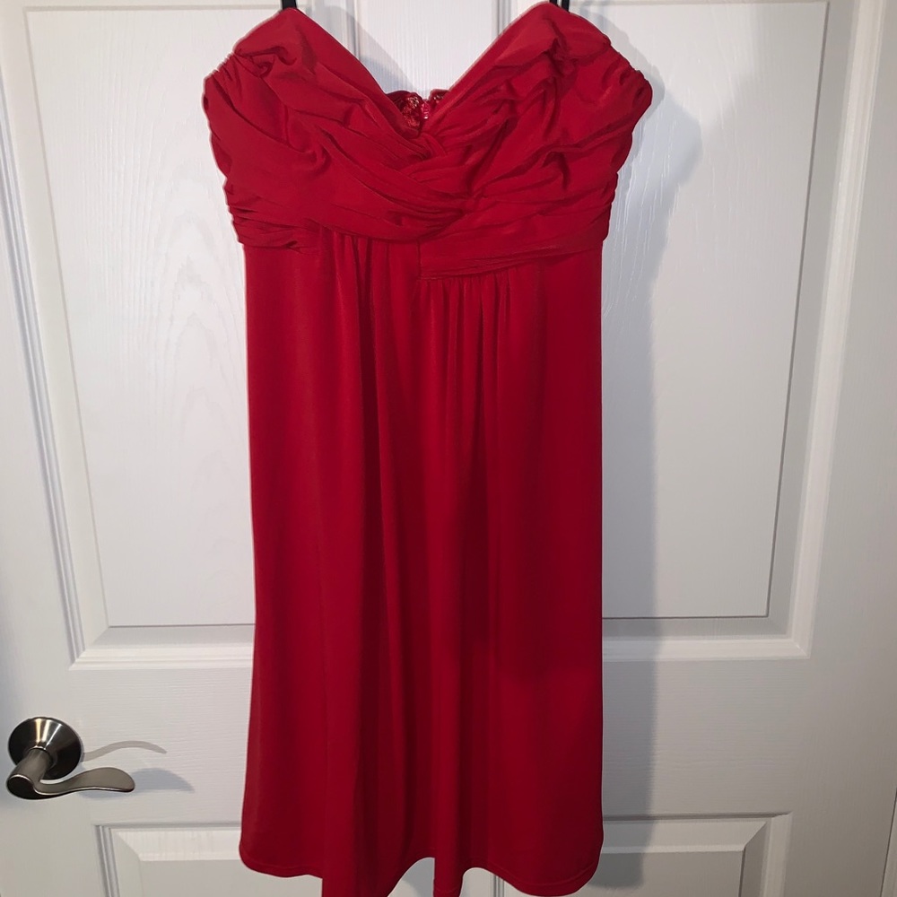 Red strapless dress